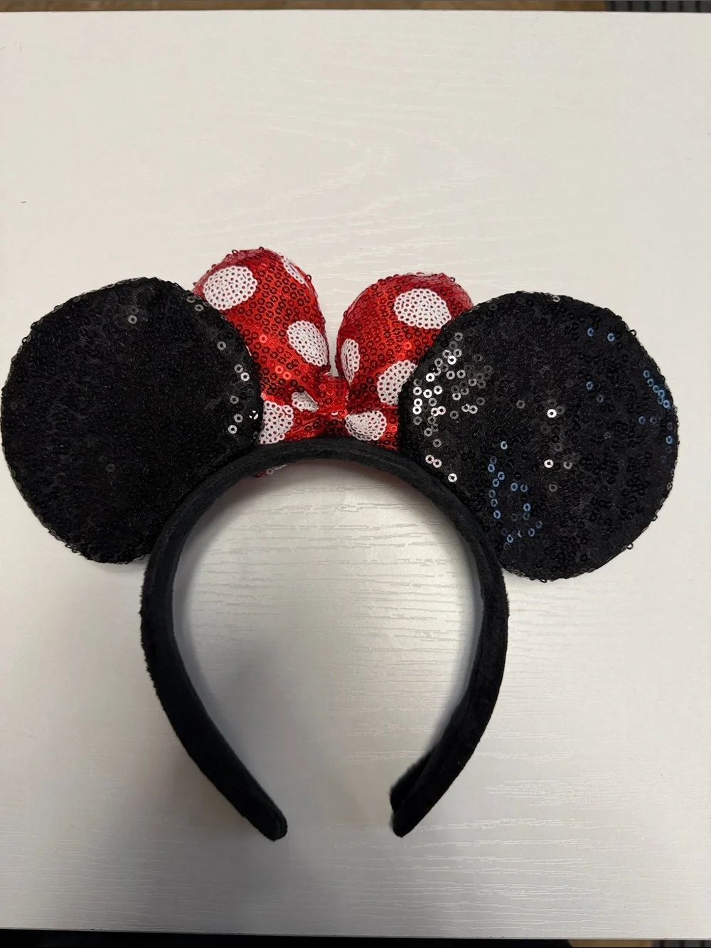 NWOT Sequin Minnie Mouse Ears Headband with Red Polka Dot Bow